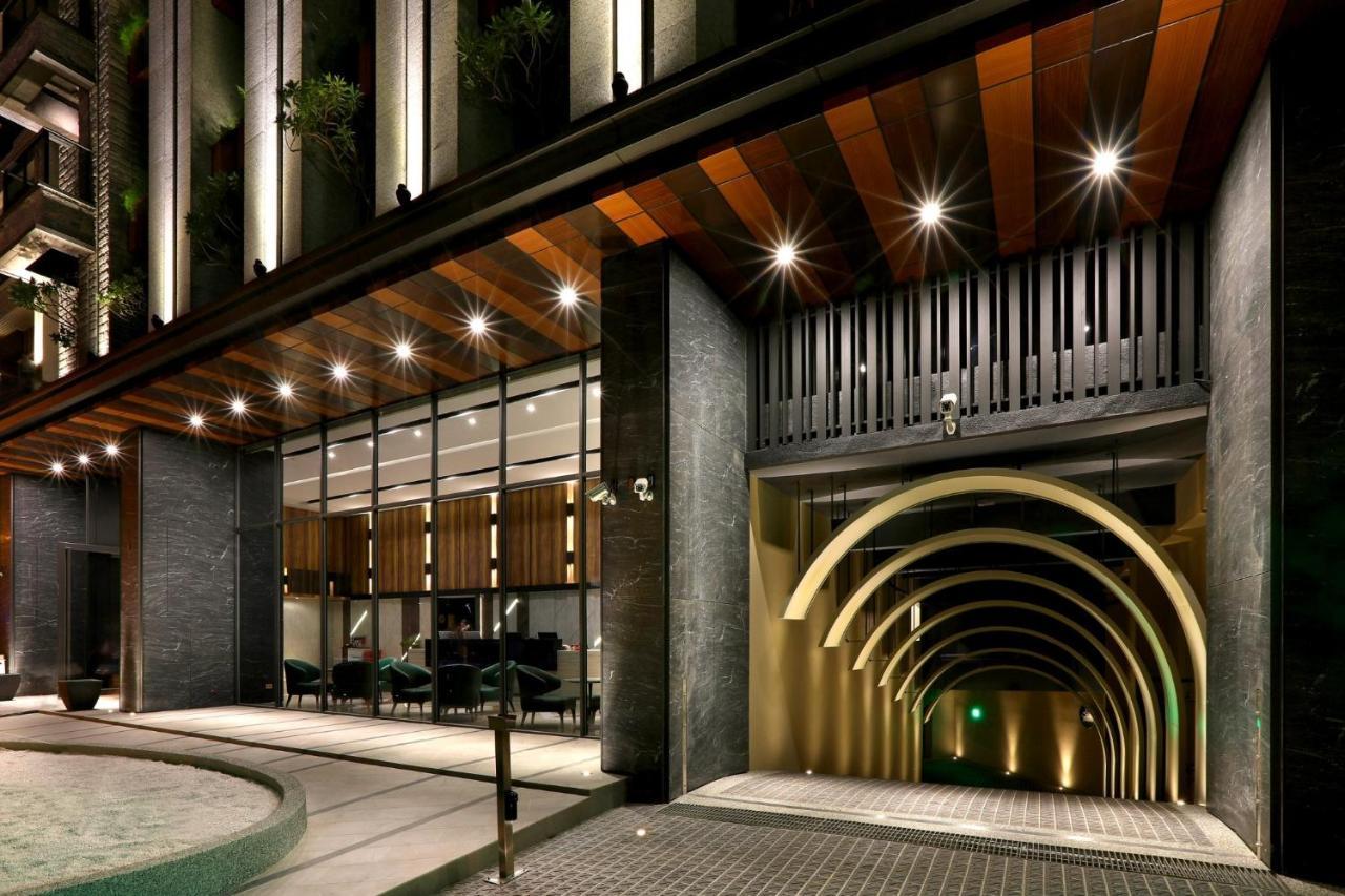 Kun Hotel Тайчжун Экстерьер фото