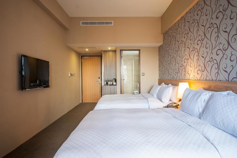Kun Hotel Тайчжун Экстерьер фото