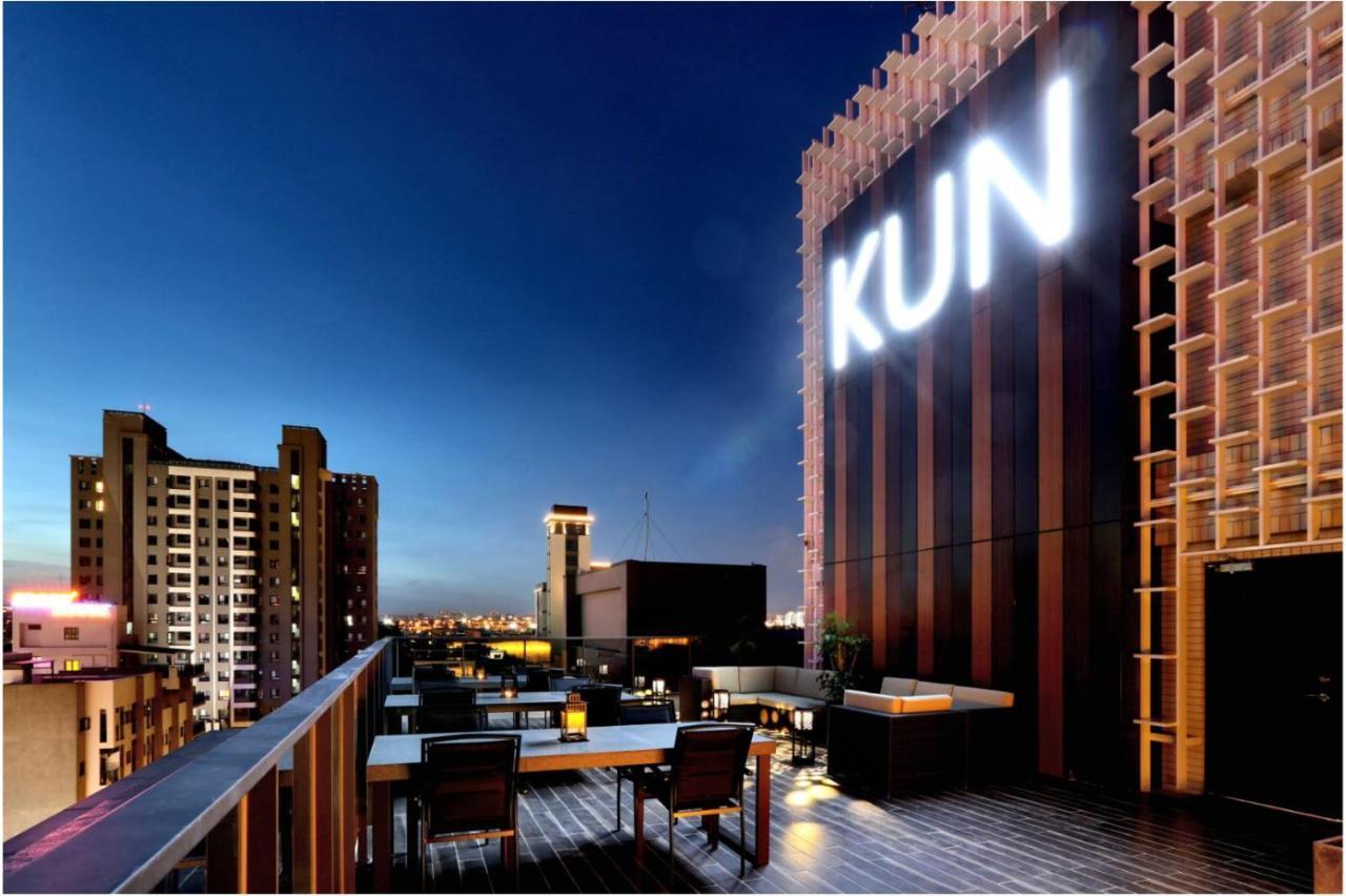 Kun Hotel Тайчжун Экстерьер фото